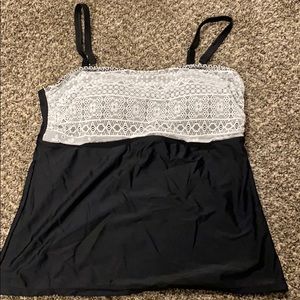 Womens XL bathing suit top- new without tags